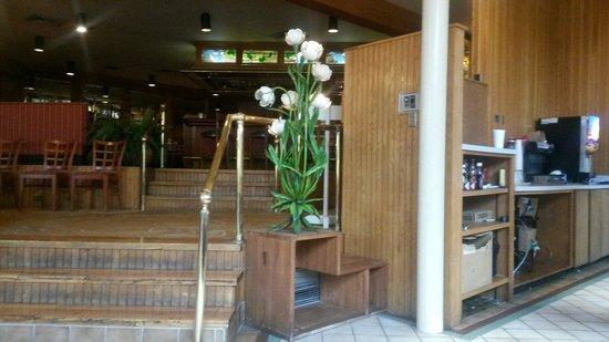 Breezes Restaurant